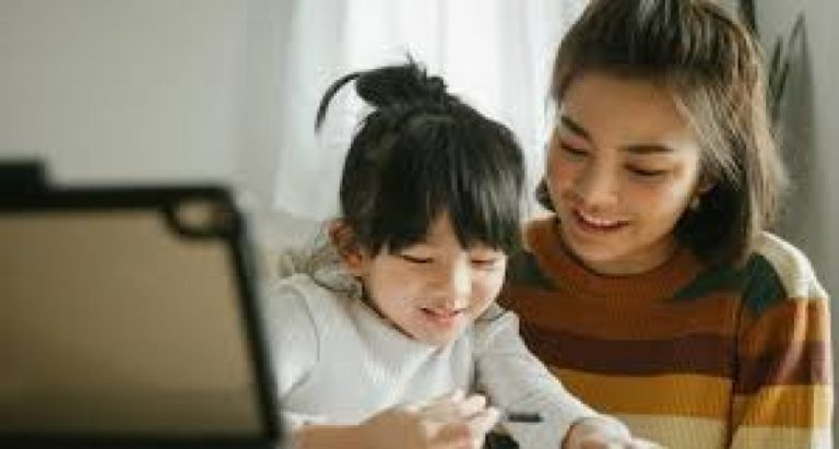 Cara Cerdas Orang Tua Mengelola Masa Depan Anak Membangun Fondasi Kuat Untuk Kehidupan Yang Sukses